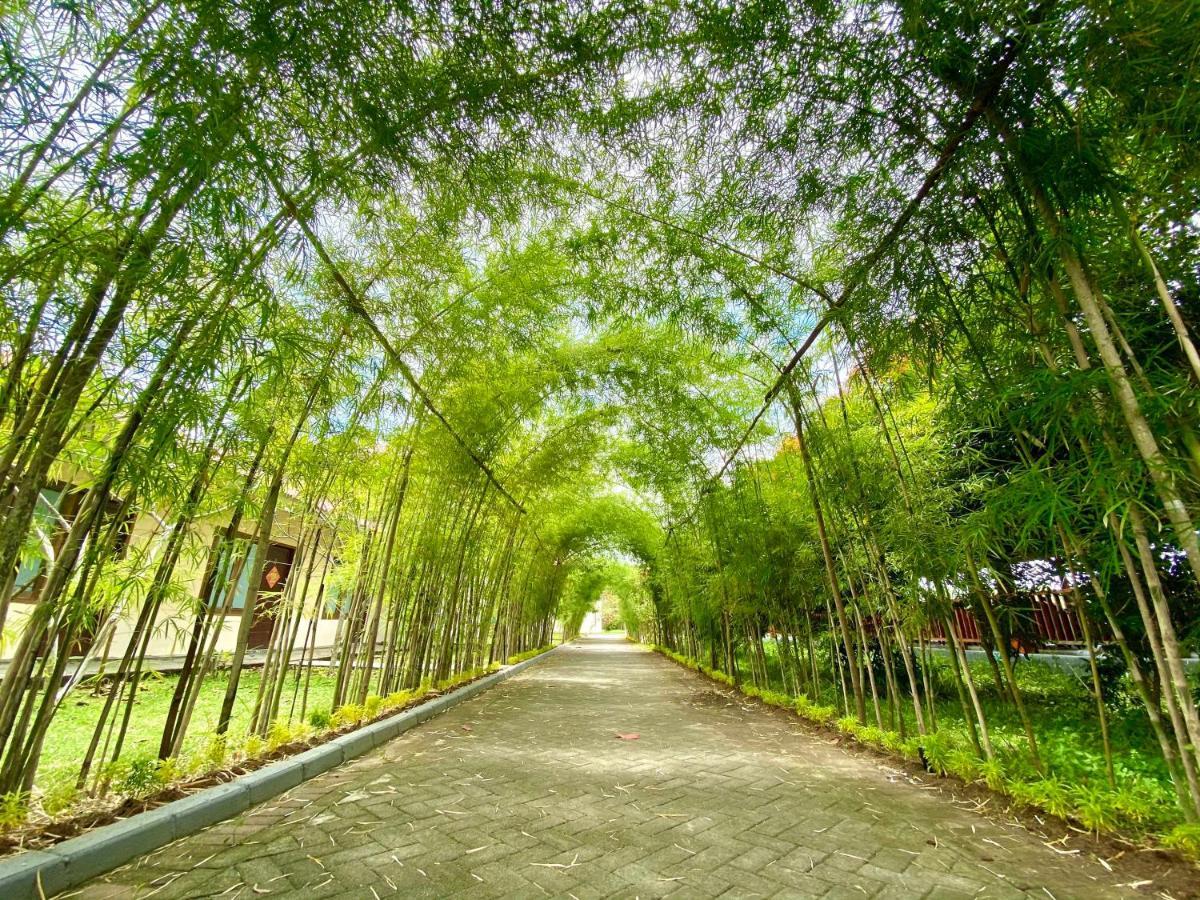 Ndc Resort & Spa Manado Kültér fotó